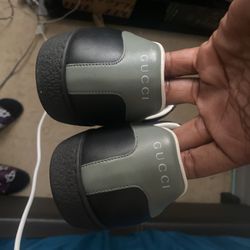 GUCCI MEN SHOES SZ 11 BRAND NEW CONDITION