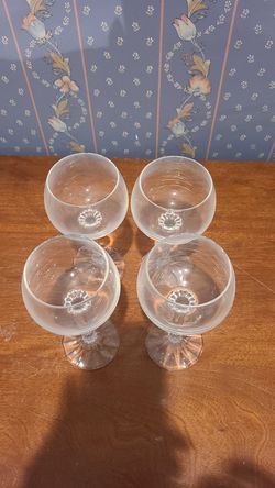 Set of 4 heavy lead crystal goblets