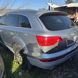 2007-2015 Audi Q7 Parting Out