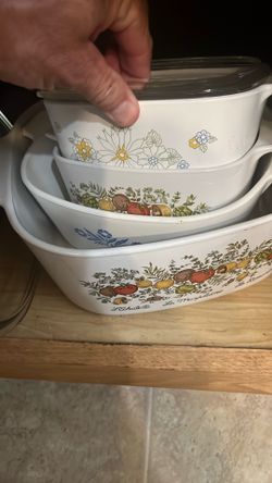 Vintage La Marjolaine Spice Of Life Set corning ware.