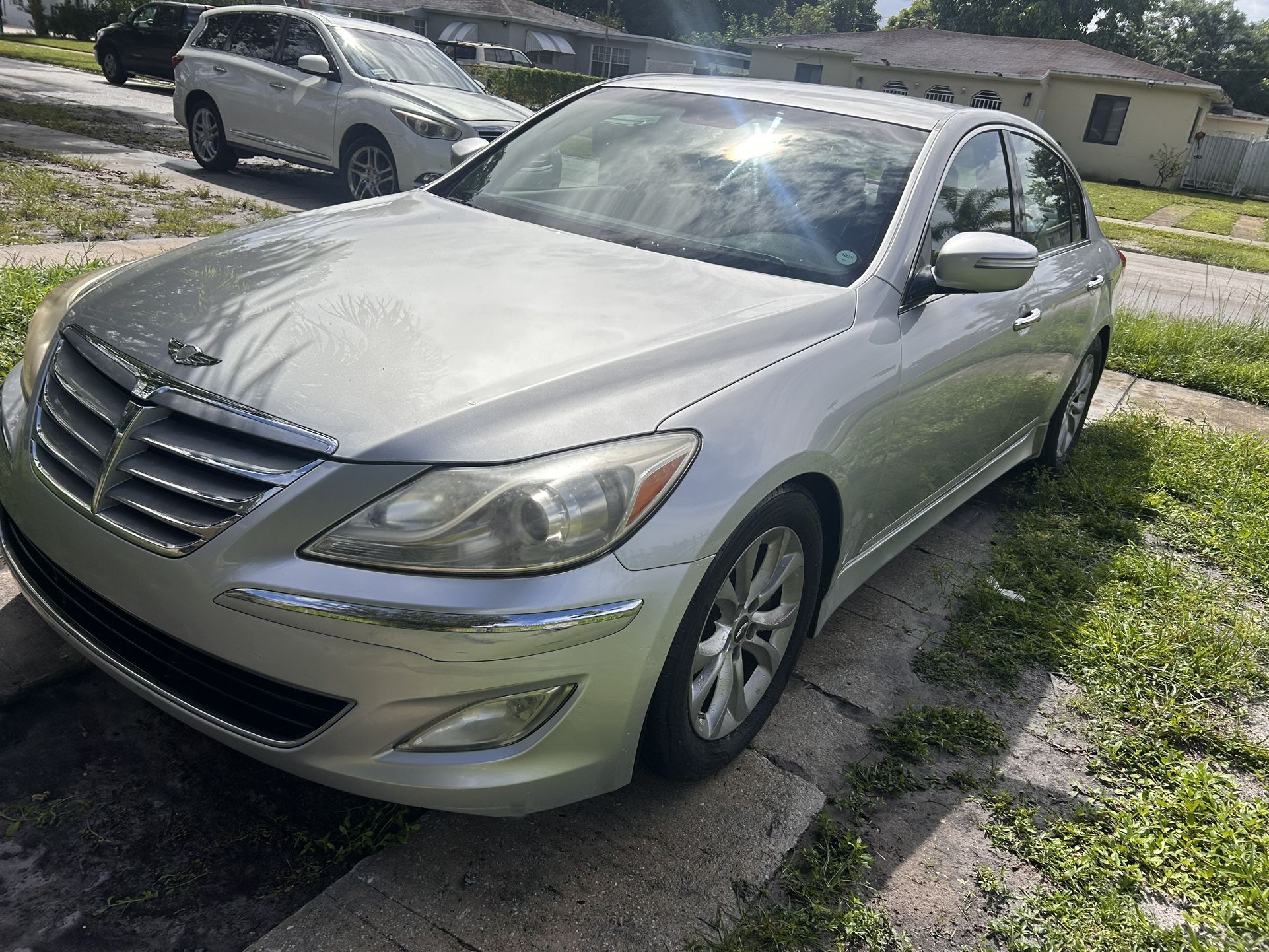 2012 Hyundai Genesis