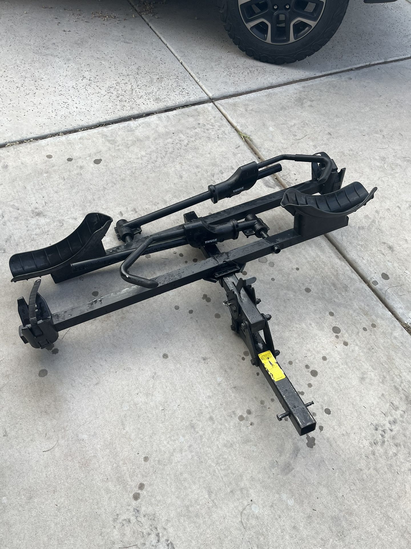 Thule T2 Classic 2 Bike Rack And 2 Bike Addon For 4 Bikes