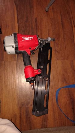 Milwaukee 7200-20 Pneumatic Round Head Framing Nailer