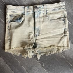 American Eagle Jean Shorts Next Level Stretch Size 6 Light Wash Cut Off AE AEO