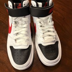 Big Kids 3.5y Nike Hightops