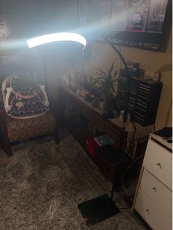 Floor lamp