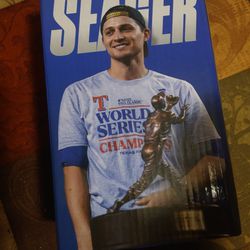Corey Seager MVP Bobble Head Game Give Away 