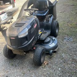 Craftsman Riding Tractor 