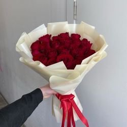 25 rose bouquet