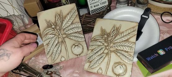 Tons of decor and frames can do bundle price or  tell me.which one and can give u a price