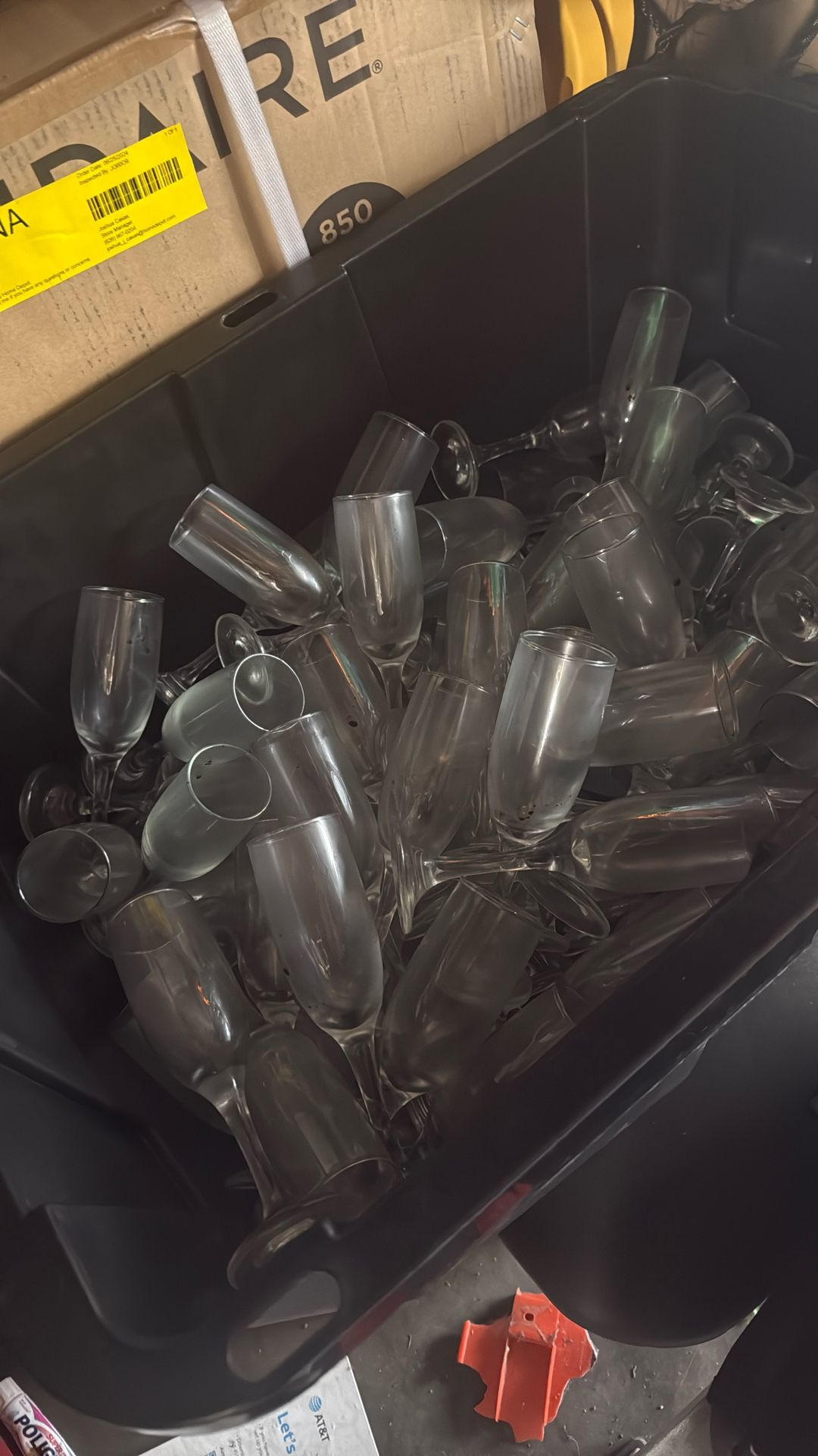 120 Champagne Glasses