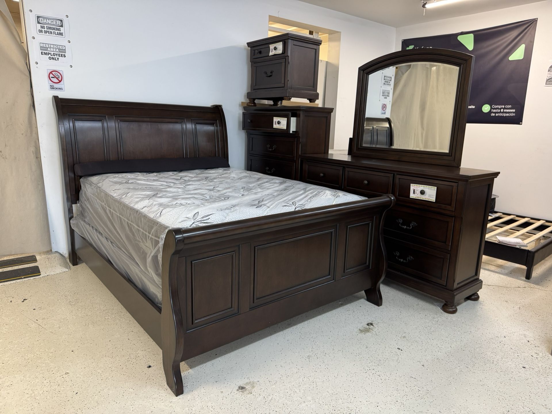 $50 Down Financing 40% OFF SALE queen size bedroom set