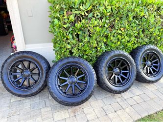 285/55r20 33 inch Nitto Ridge Grappler with a 20x9 Fuel Circuit Rim