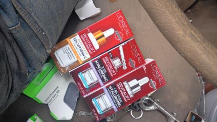 loreal revitalift Derm intensive serums "new in box"