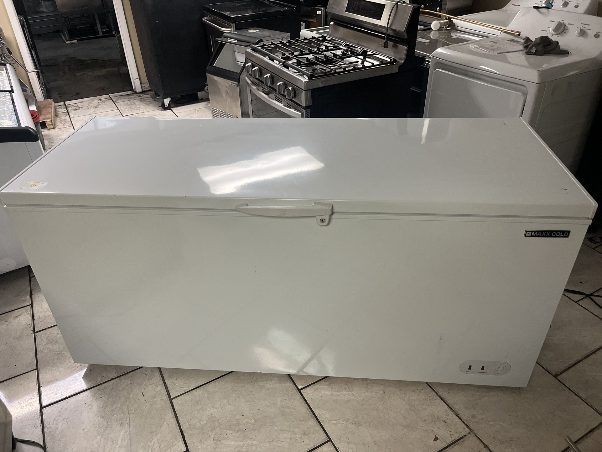 Chest Freezer 19 Cu Ft