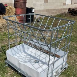 IBC Tote Livestock Hay Feeder