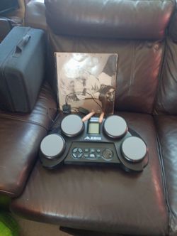 Alexis Compactkit