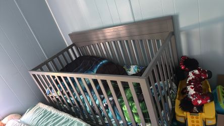 Baby crib