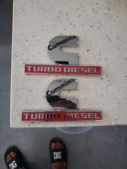 Cummins Emblems