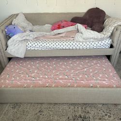 Brand new Twin Trundle Bed 