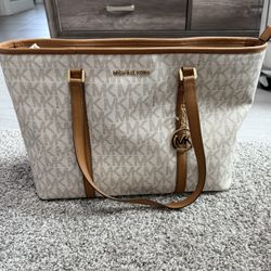 MK Tote