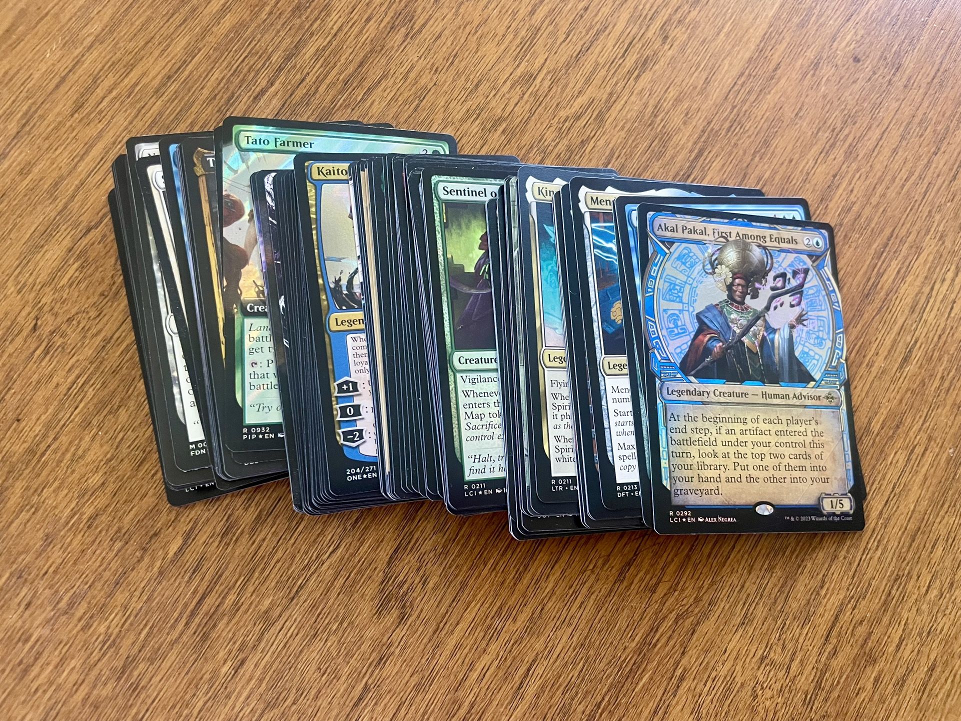 Lot Of Magic The Gathering Legendary Or Mythical Lot Approx 80