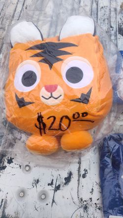 Pillows toys dressing shirts