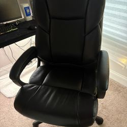 Barely Used Office Chair Need Gone!