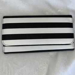 Black And White Wallet 