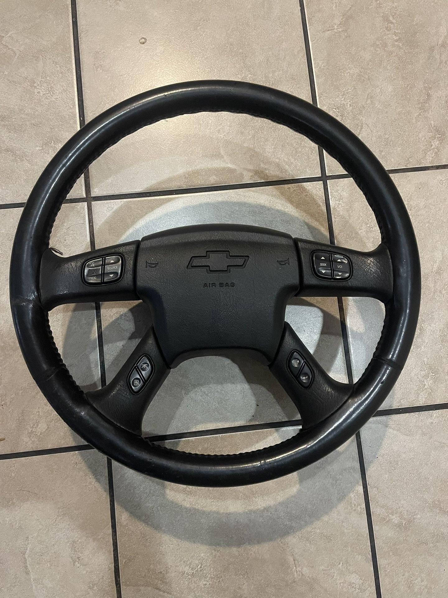 Chevrolet Avalanche Steering Wheel