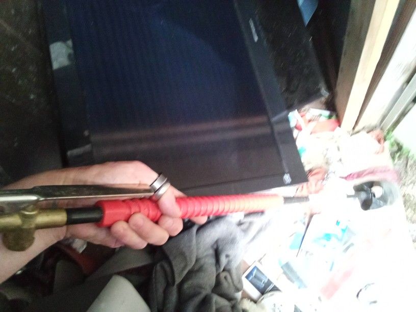 3ft Long Blow Torch Used A Propane Tank Not Included