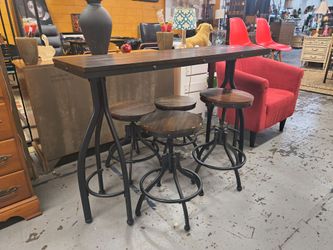 Affordable table and chairs $75