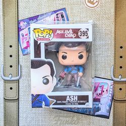 Ash (Vaulted) Evil Dead Funko Pop - Slightly Imperfect Box