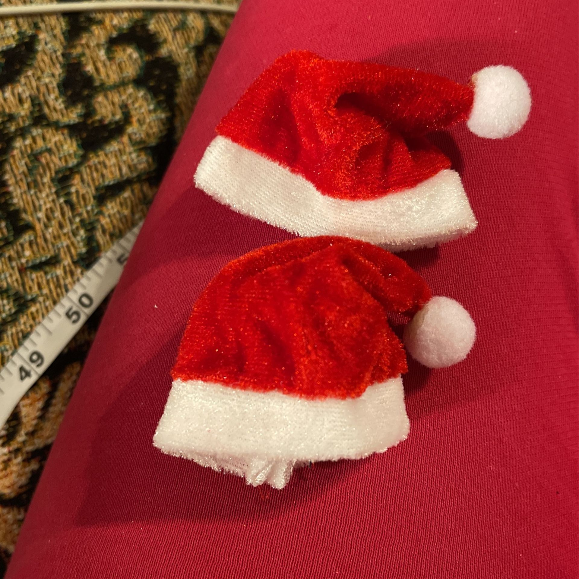 Set Of 10 Little Fabric Santa Hats New In Bag