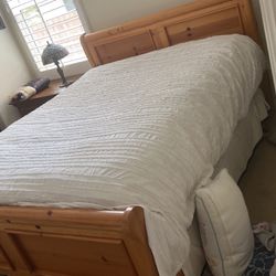Sleigh Bedroom Set For Sale!