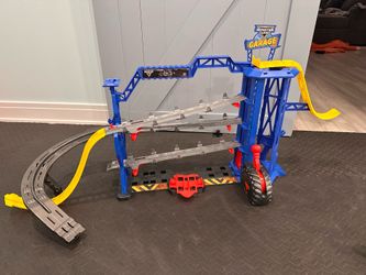 Monster jam garage