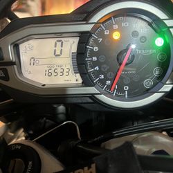 Tiger 1.200 Cc   2014 ,, 7 K $