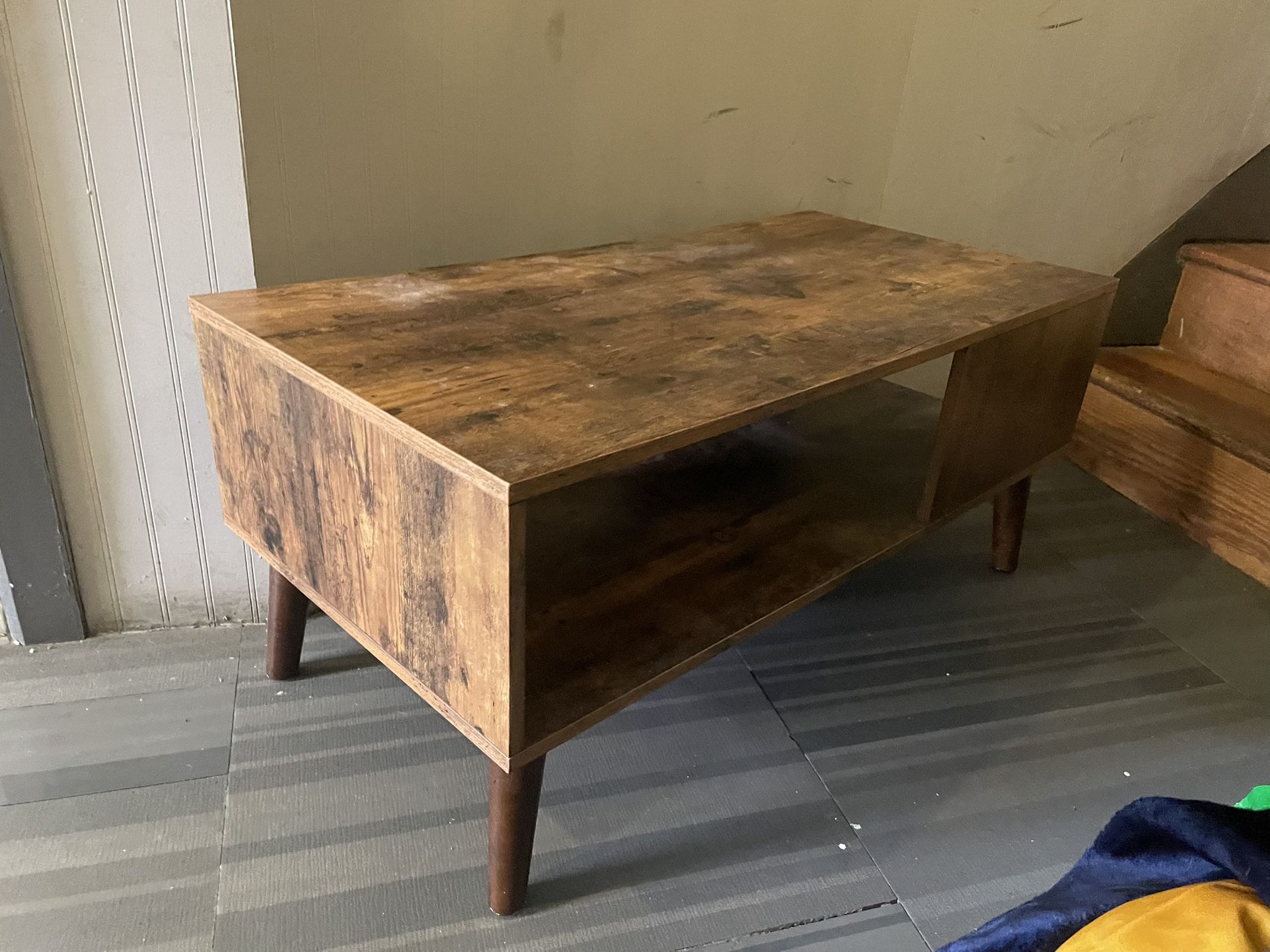 TV Stand/ Media Center