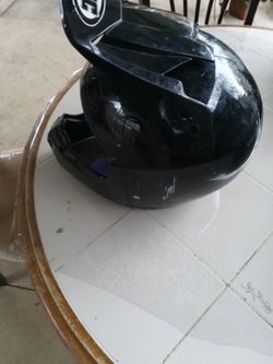 Motorcycle helmet
