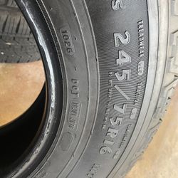 2 Llantas 245 /75 /16