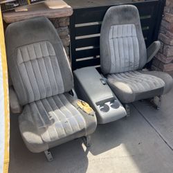 1992 Chevy Silverado Bucket Seats With Console fit years 88 to 94