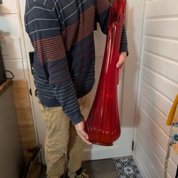 L.E Smith Red Flame Ribbed 39½" Tall Swung Vase 