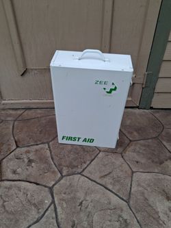 Vintage Metal Zee Medical First Aid Cabinet