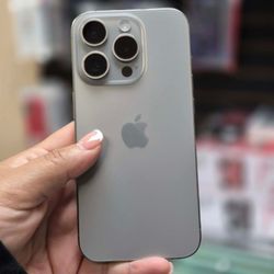 iPhone 15 Pro UNLOCKED 256GB