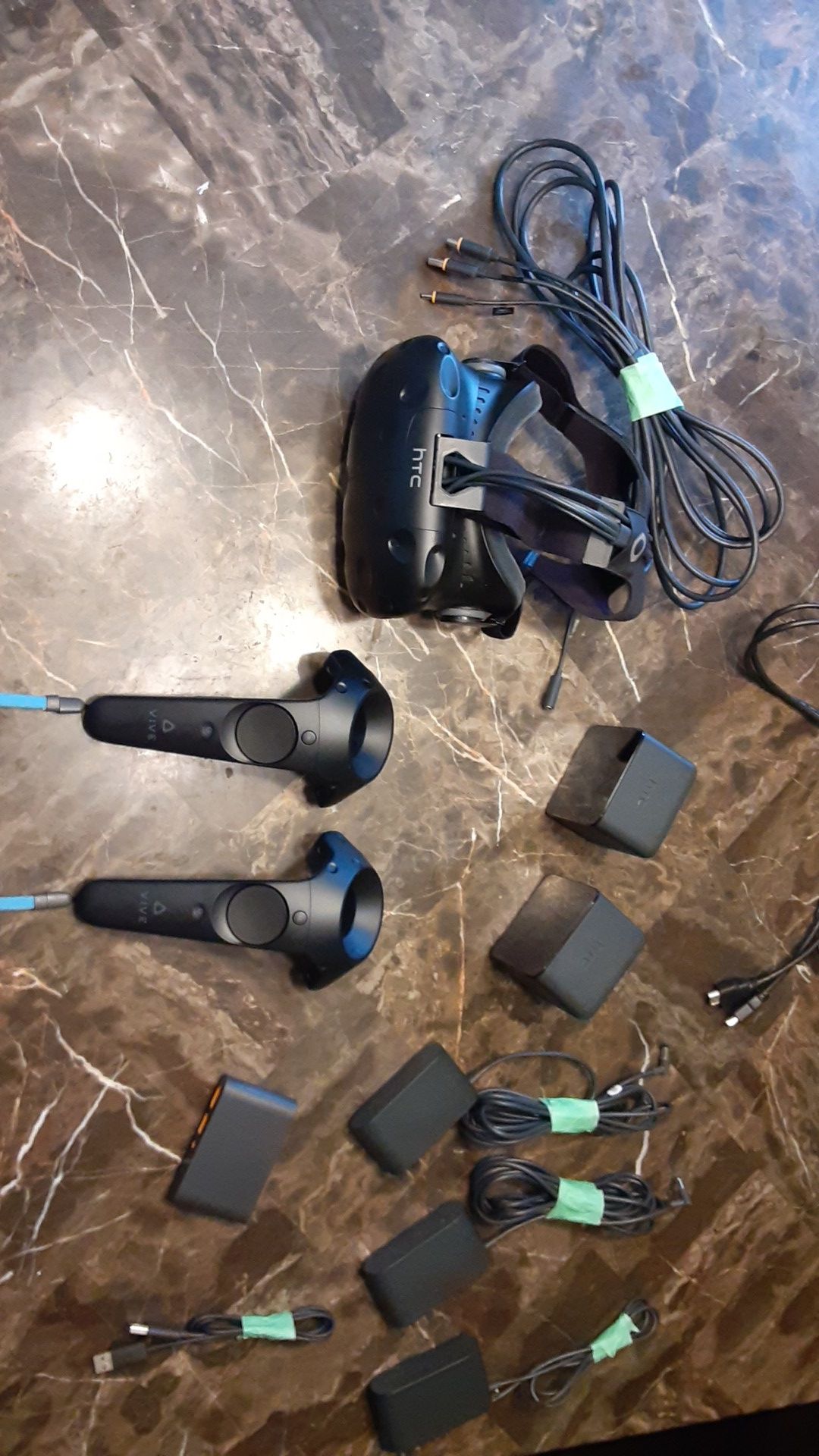 HTC Vive VR Headset, Controllers & Sensors