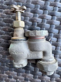 Champion brass three-quarter inch manual antisiphon valve Model 466 / 150 Psi
