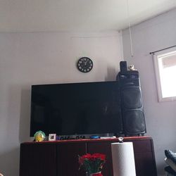 Bocina New, Radio, Aux In, Karaoke, Led Lights, Control Remote