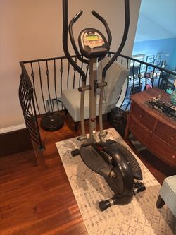 Elliptical with charger or battery operation