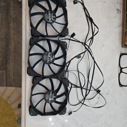 CORSAIR SP RGB ELITE 120mm fans with AirGuide technology