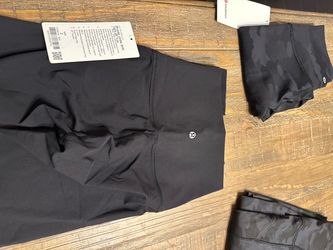 Lulumelon pants -size 2